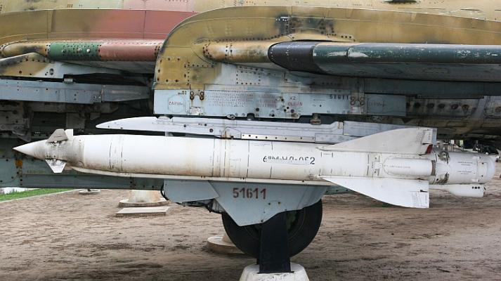 Ракета Х-23 установленная на Су-17
