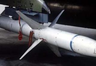  HARM AGM-88 antiradar missile 