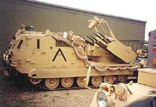 Tracked Rapier anti-aircraft missile system 
